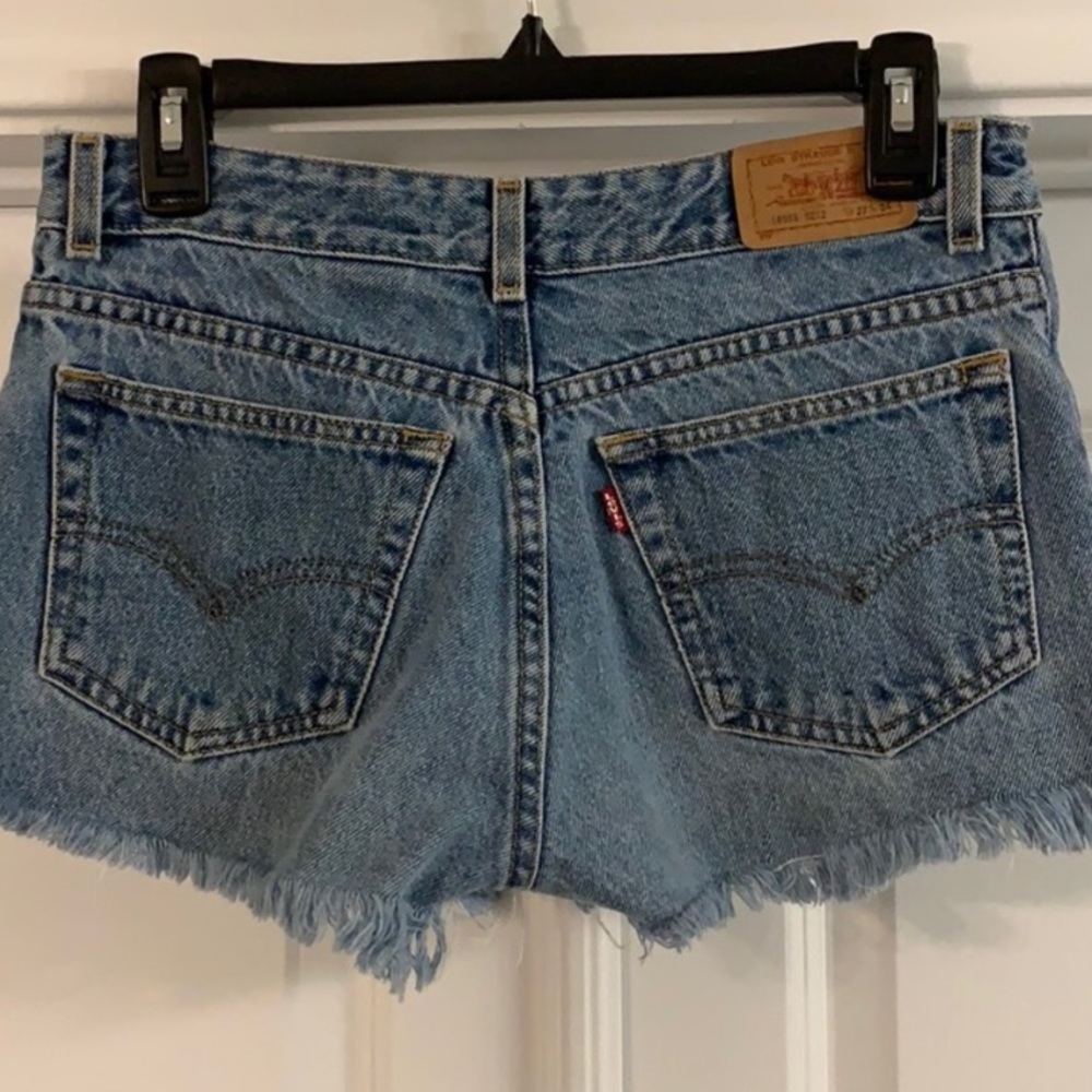 Levi’s denim shorts - SO CUTE